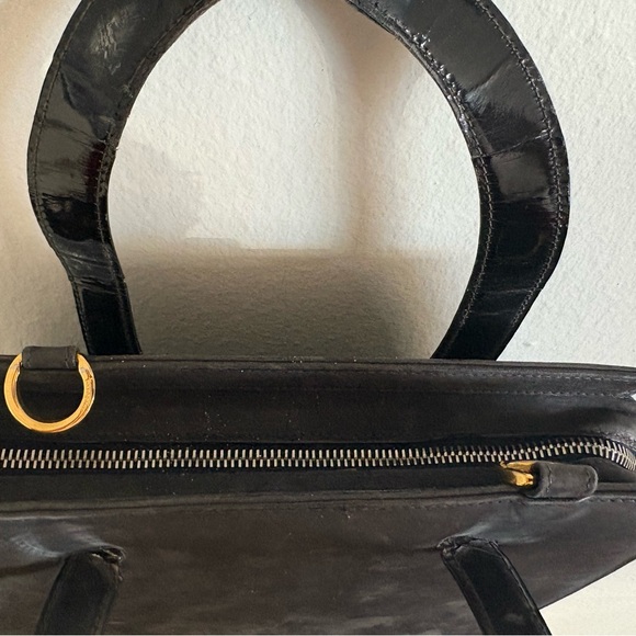 Vintage Salvatore Ferragamo Black Soft Leather/Suede Purse - Picture 13 of 15